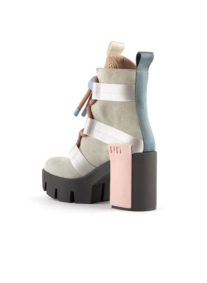 Grip Nomad Mid Bootie
