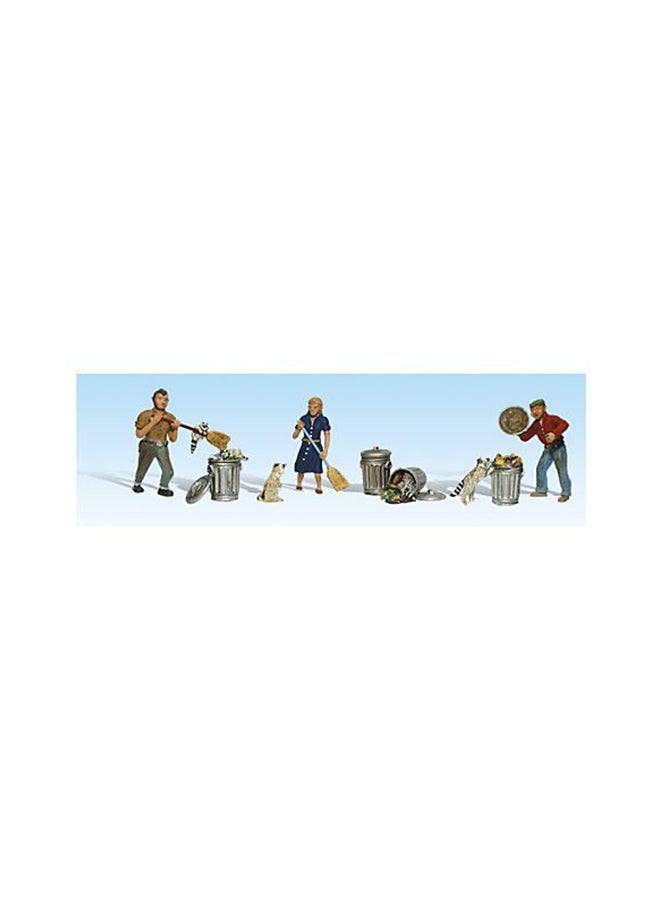 HO People & Pesky Raccoons 0.3 x 0.3 x 0.7inch
