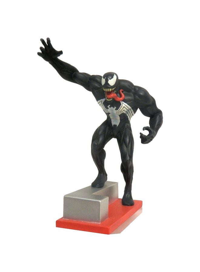 Venom on Letter Base L Resin Statue 67606