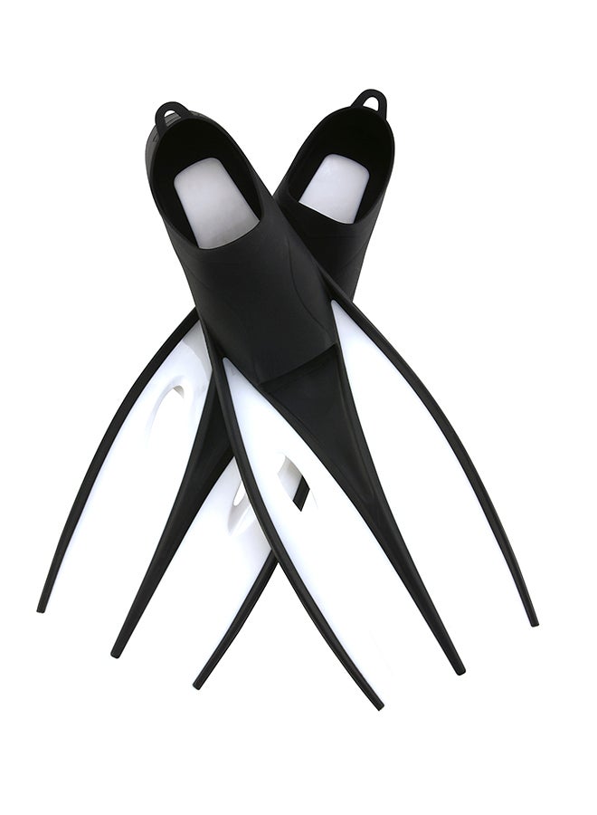 Pair Of 4 Hydro Pro Endura Swim Fins