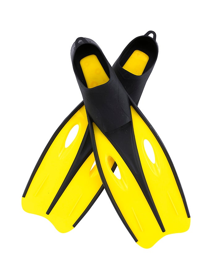 Pair Of 4 Hydro Pro Endura Swim Fins
