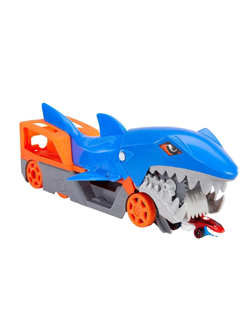 Shark Chomp Transporter GVG36