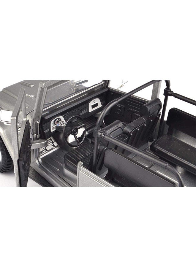 Toyota FJ 40 Convertible Model Car