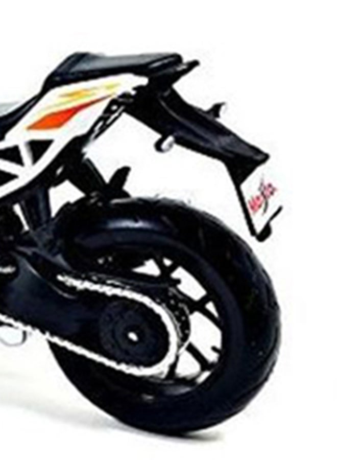 KTM 1290 Super Duke R, 1: 12 Scale 10x5x8cm