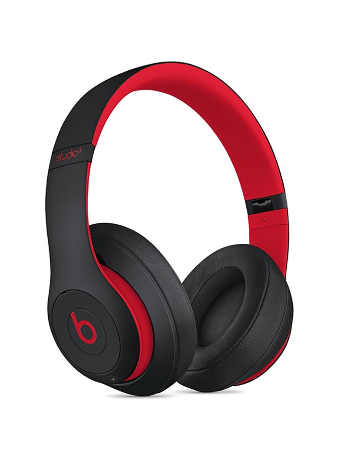 Studio3 Bluetooth Over Ear Headphones Red/Black