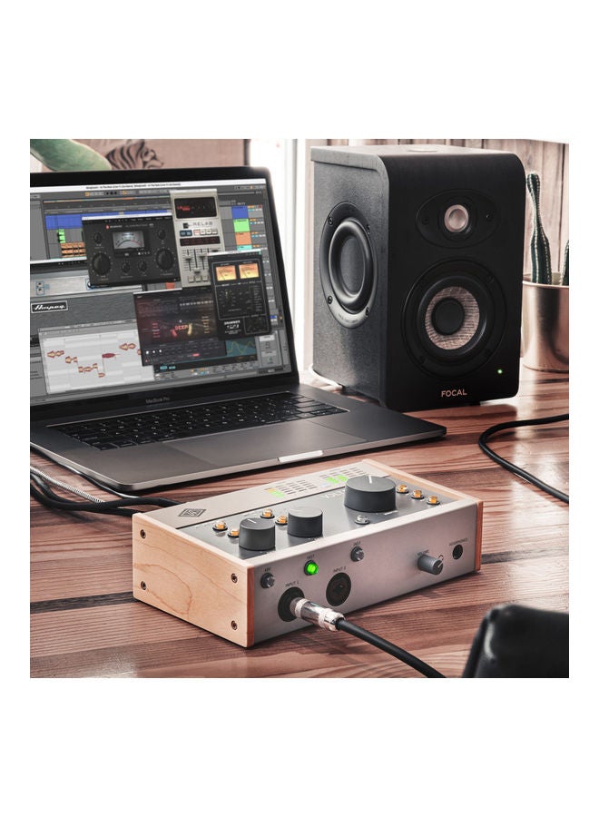 4-In And 4-Out USB-C Audio Interface With 2 Preamps VOLT476 Multicolour