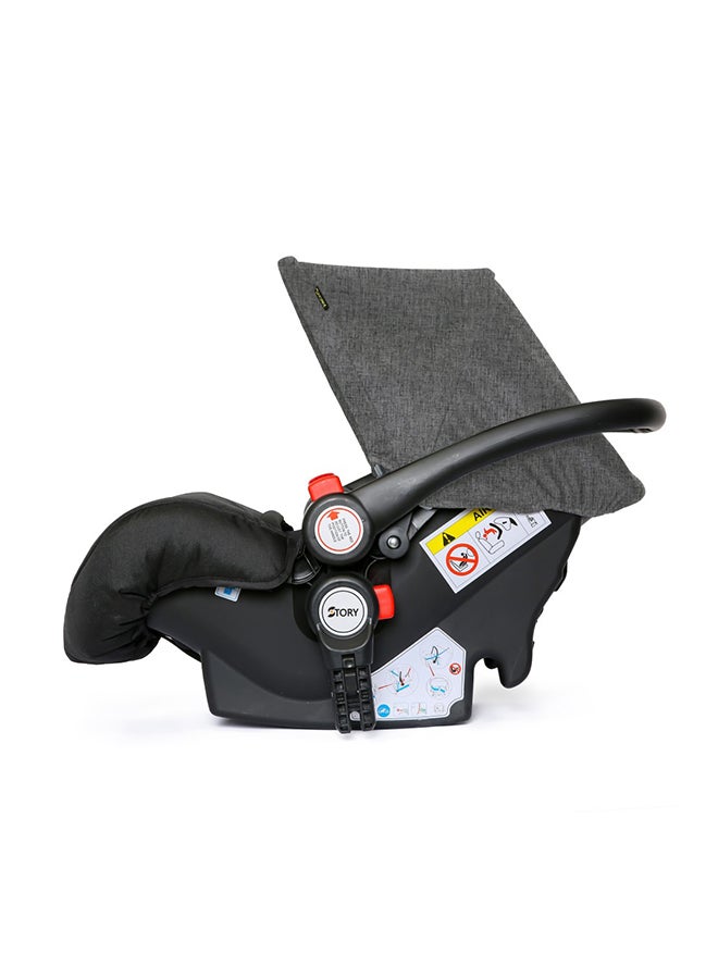 Infant Car Seat - Dark Grey
0 - 12 Months