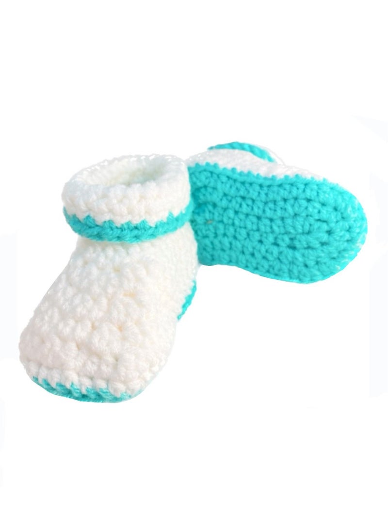 Pikkaboo Cuddles and Snuggles Crochet Baby Booties-White and Green