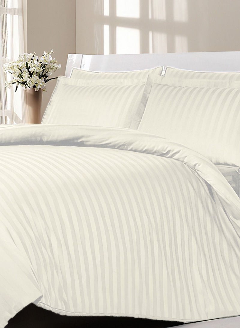 Off White Complete Duvet Cover Set For King Size Bed With Fitted Sheet