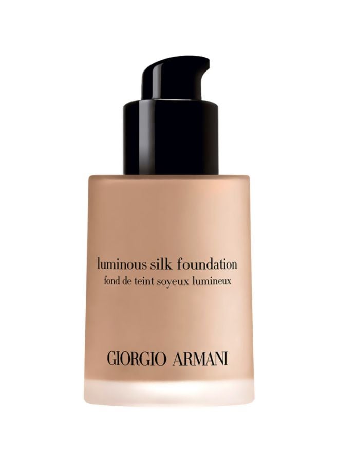Luminous Silk Foundation 5.25 Medium