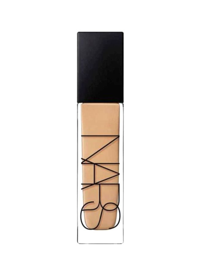 Natural Radiant Liquid Foundation Aruba Aruba