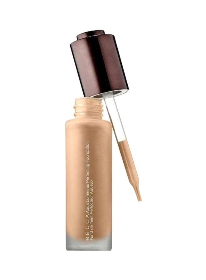 Aqua Luminous Perfecting Foundation Warm Honey