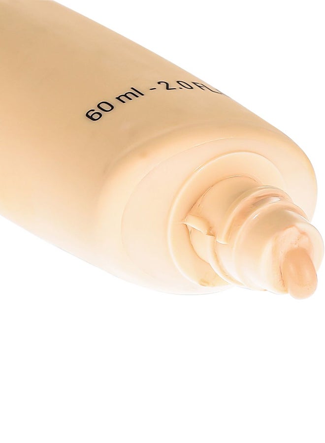 Make cover Face Foundation 02 Beige