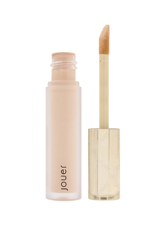 Essential High Coverage Liquid Concealer Macadamia