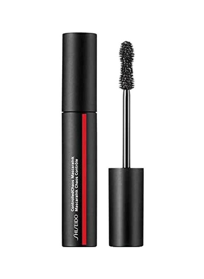 Controlled Chaos Volumizing Mascara Ink Black Pulse