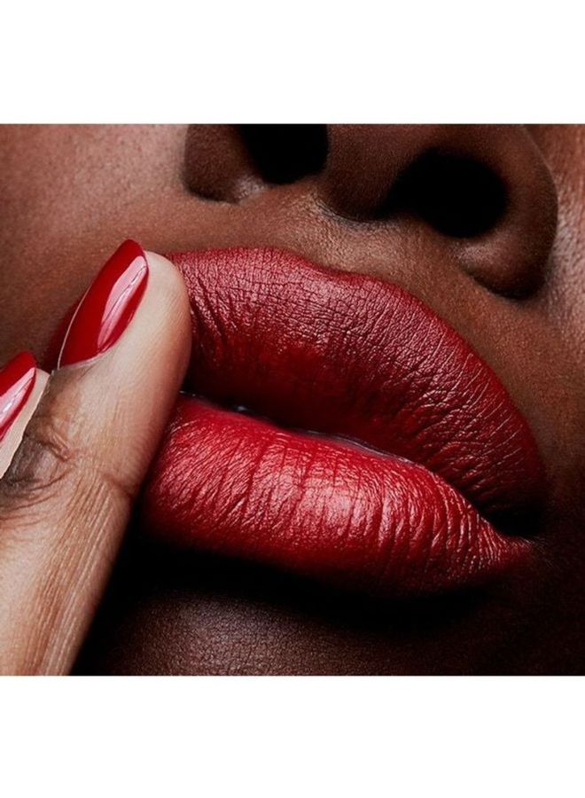 Smudge-Proof Matte Lipstick Chili