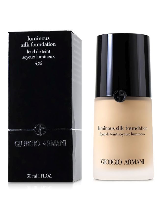 Luminous Silk Foundation 4.25 Light Peachy