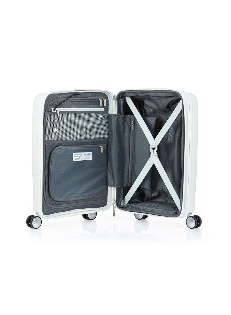 Squasem Spinner 55 CM Luggage Trolley Bag