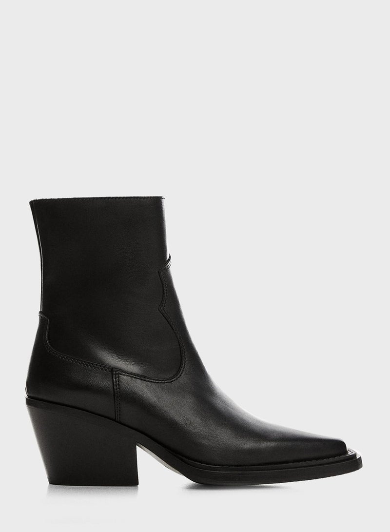 Ande Ankle Boots