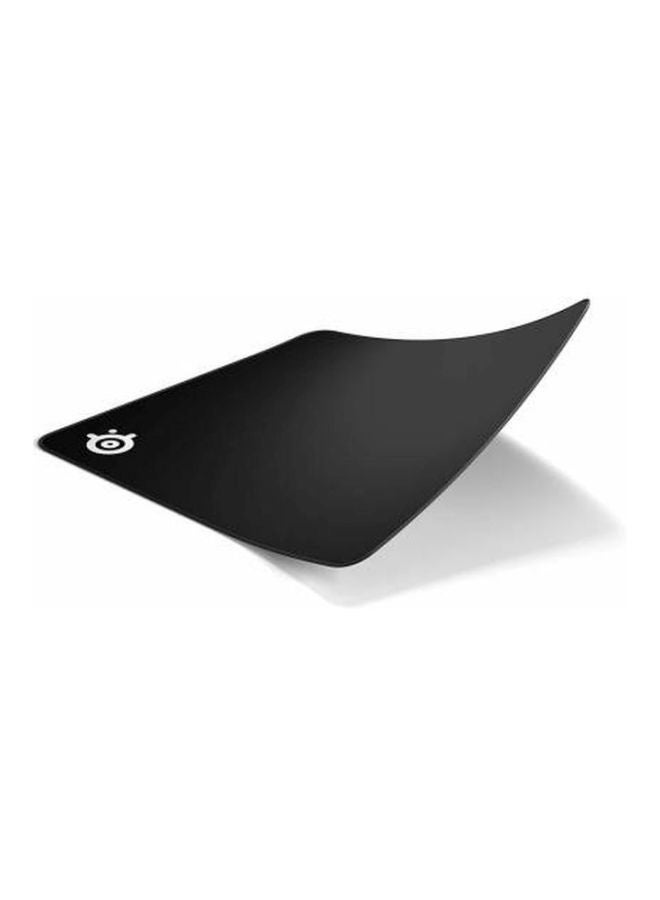 SteelSeries QcK Edge Cloth Gaming Mouse Pad - Never-fray Stitched Edges - Optimized For Gaming Sensors