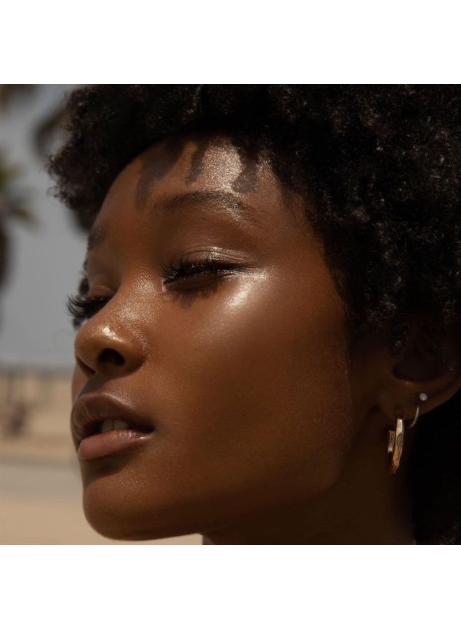 SuperDew Highlight Balm, NO SHADE | Translucent, Luminous Highlighter | No-Makeup Glow | Chamomile and Green Tea Extract | Vegan, Cruelty Free