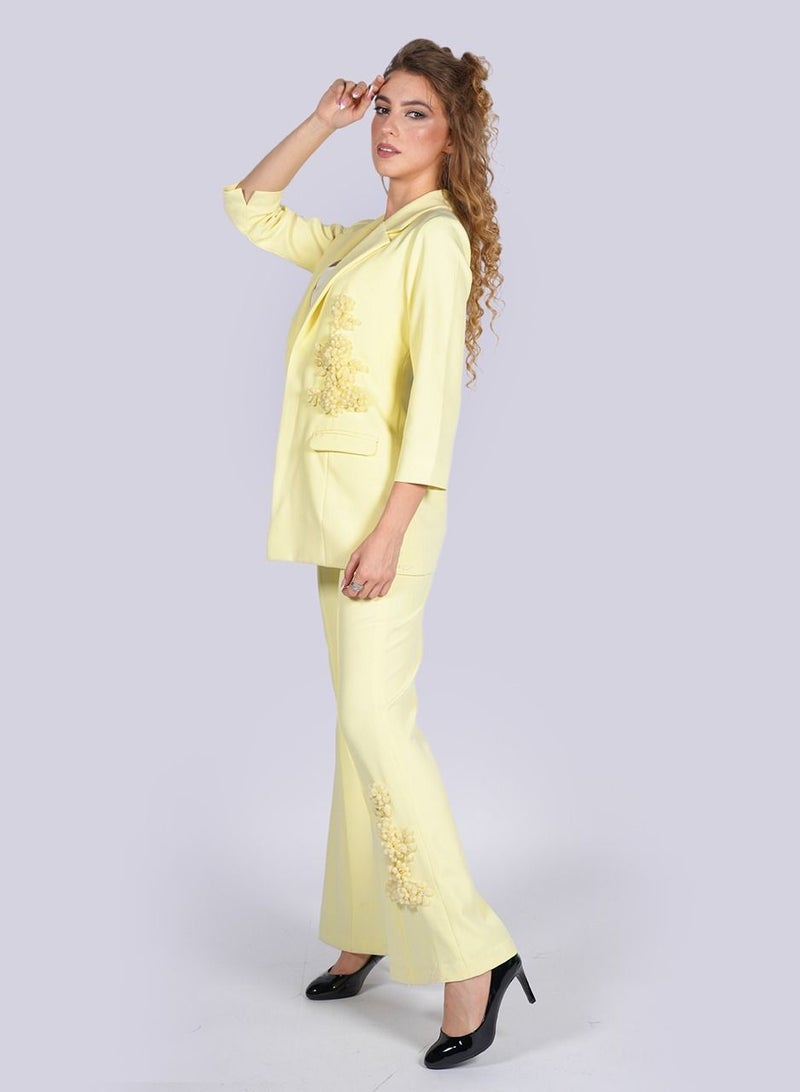 Daffodil Front Tuck Semi Fitted Pants