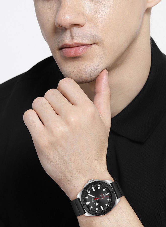 Men Analog Round Shape Leather Wrist Watch 44 mm