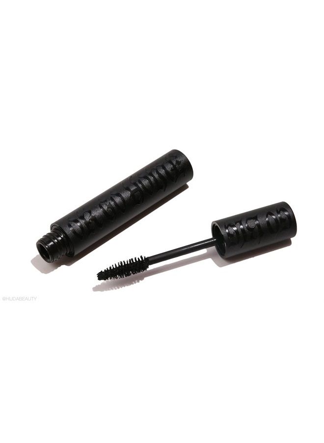 Go Big or Go Home Volumizing Mascara Trooper Black Full Size UNBOXED