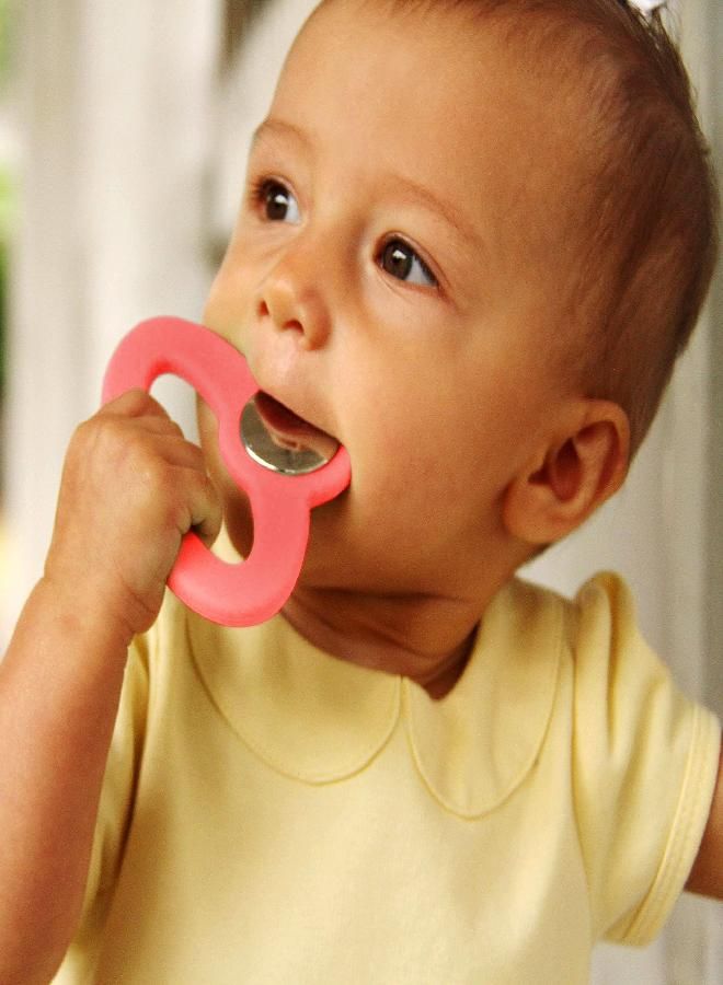 Toofeze Ice Cold Baby Teether Toy - Fast Pain Relief - All Natural Silicone and Stainless - Ages 3 mos+ (Coral Pink)