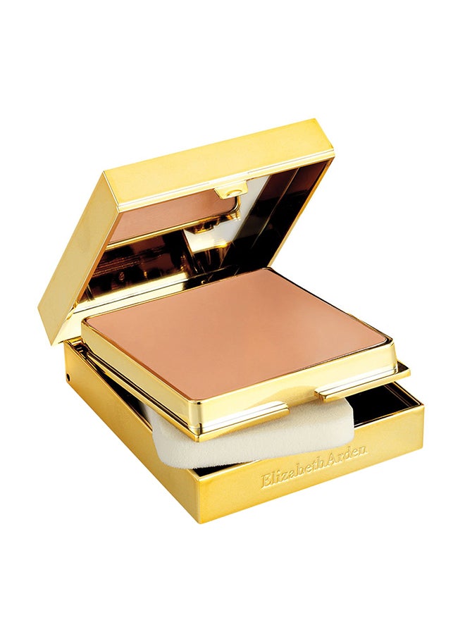 Flawless Finish Sponge-On Cream Makeup Beige