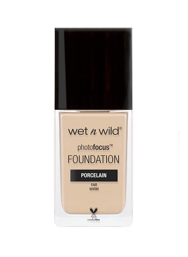 Photo Focus Foundation Porcelain