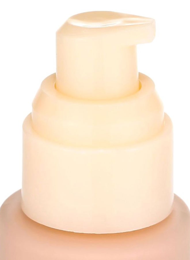 Radiance Liquid Foundation SPF 30 01 Beige