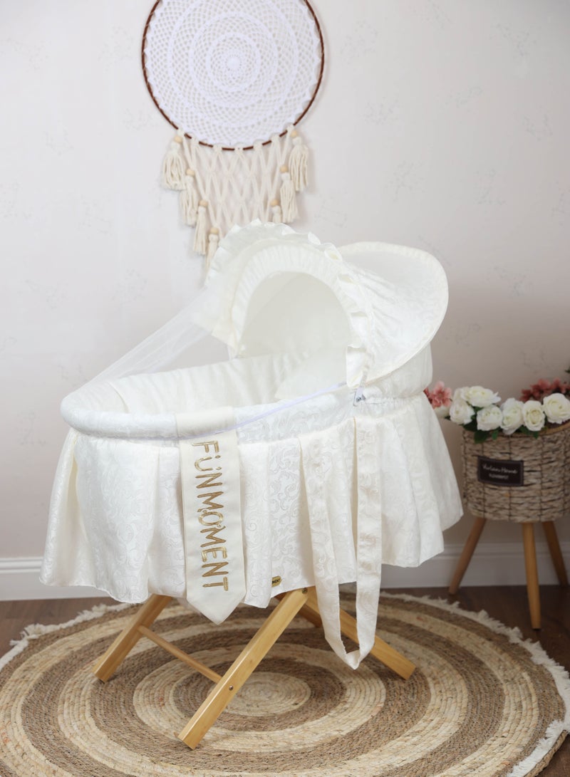 Moses basket white color with foldable wooden stand