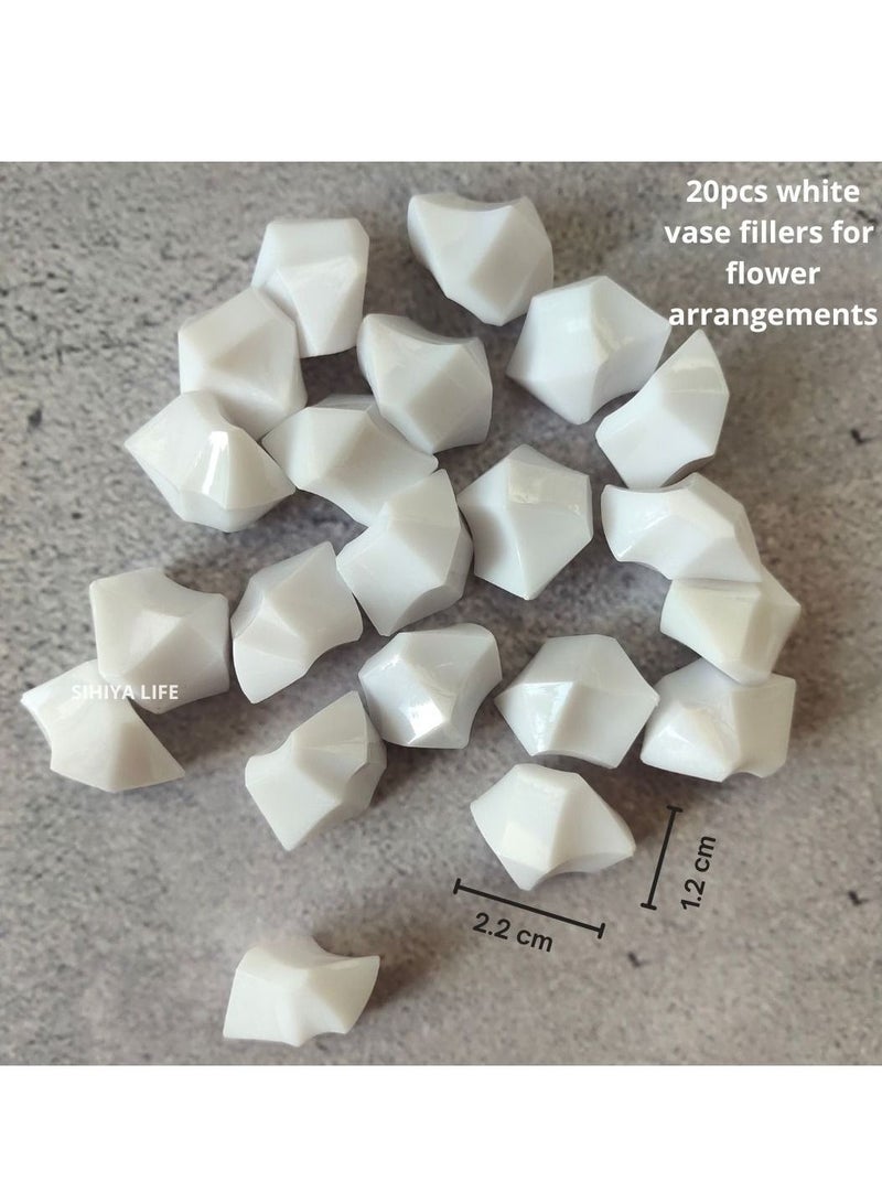 Set of 2 Ceramic Shell Vases | Nordic, Boho, Modern Minimalist Design Flower Vase for Elegant Home Décor | Living Room Centerpiece | for Flower Arrangements | Ideal Gift