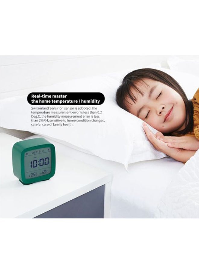 LCD Screen Adjustable Nightlight Alarm Clock Green 80.3x41x83mm