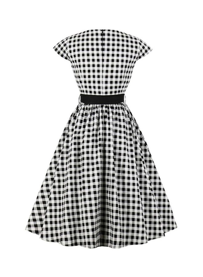 Round Neck Midi Dress Black/White