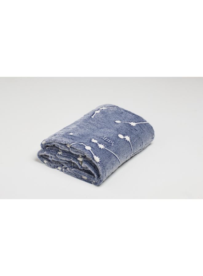 Polyester Blanket With Sleeves and a Pocket - Constellations - Deluxe Glow 230x 230 cm