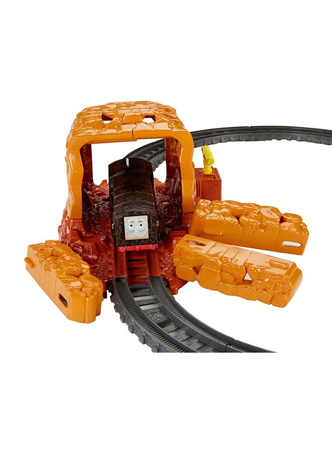 Thomas And Friends: Trackmaster Tunnel Blast Set FJK24