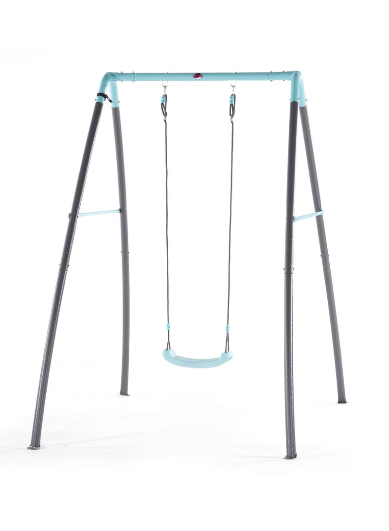 Single Swing With Mist