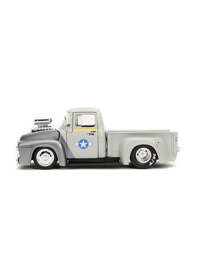 Street Fighter 1956 Ford Pickup 1:24