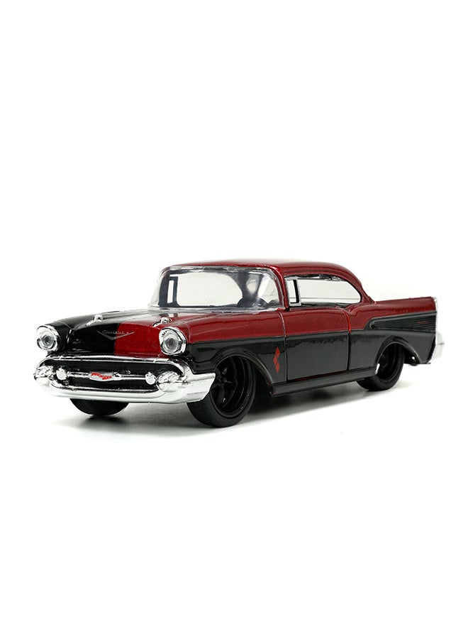 Harley Quinn 1957 Chevy Bel Air 1:32