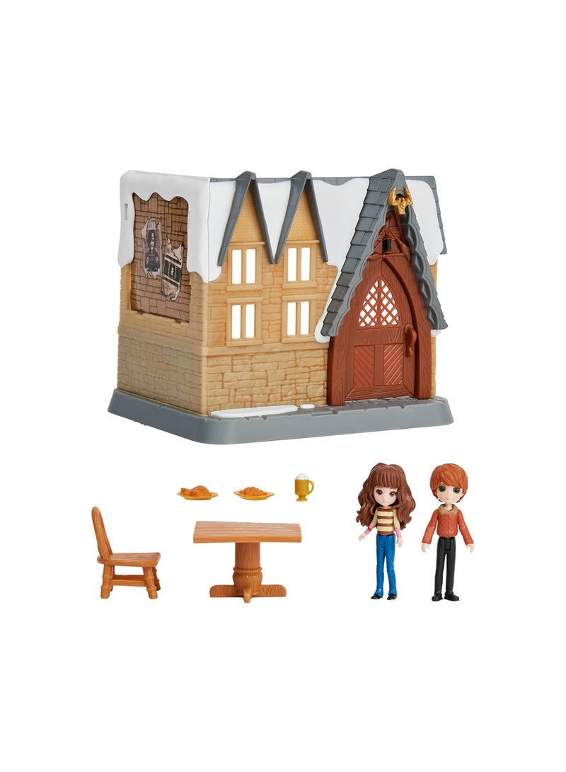 Wizarding World Harry Potter, Magical Minis Three Broomsticks Playset with 2 Exclusive Figures and 5 Accessories