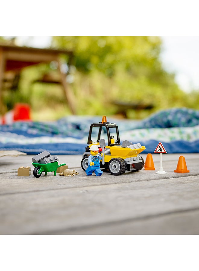 60284 City Roadwork Truck  Building Kit 58 Pieces 58 4+ Years