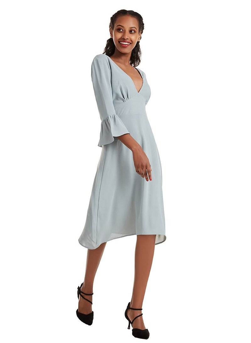 Women's Solid Color V Neck Flare Sleeve Midi Dress Bluish-Grey