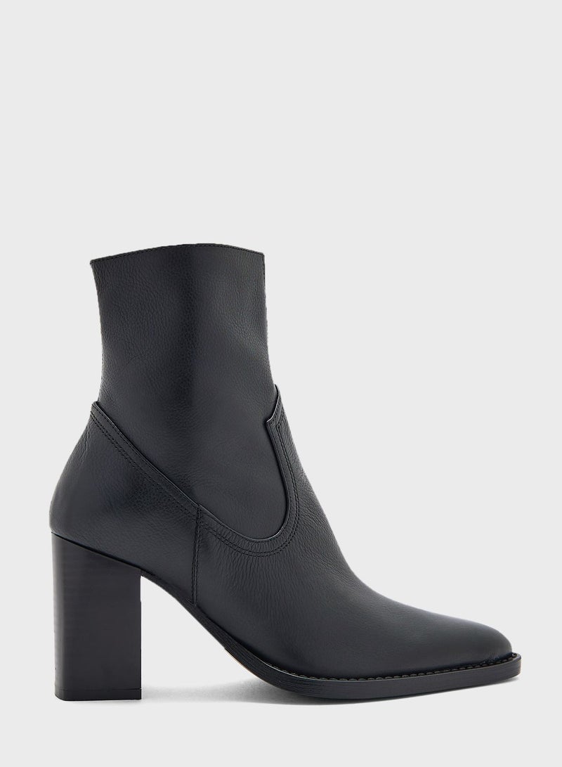 Laly Ankle Boots
