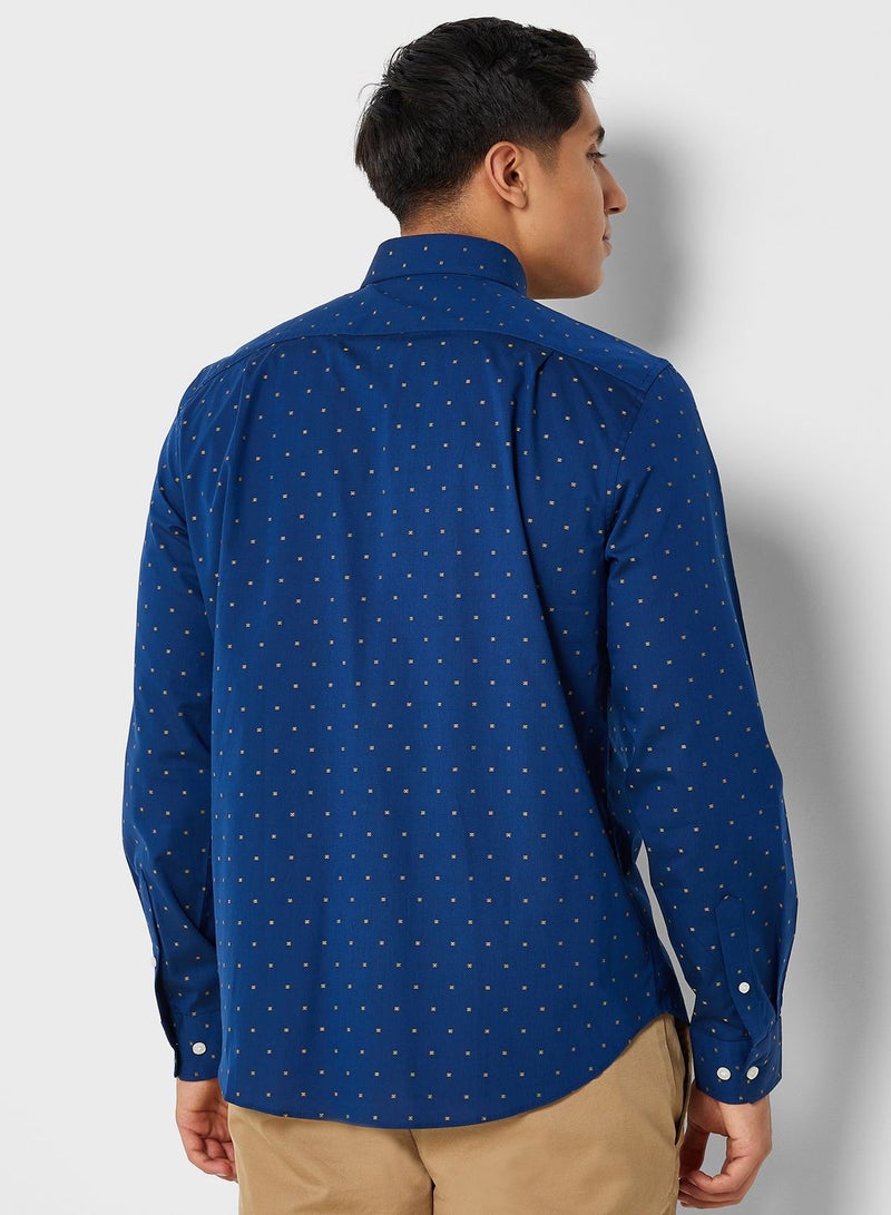 Casual Classic Fit Wrinkle Resistant Shirt