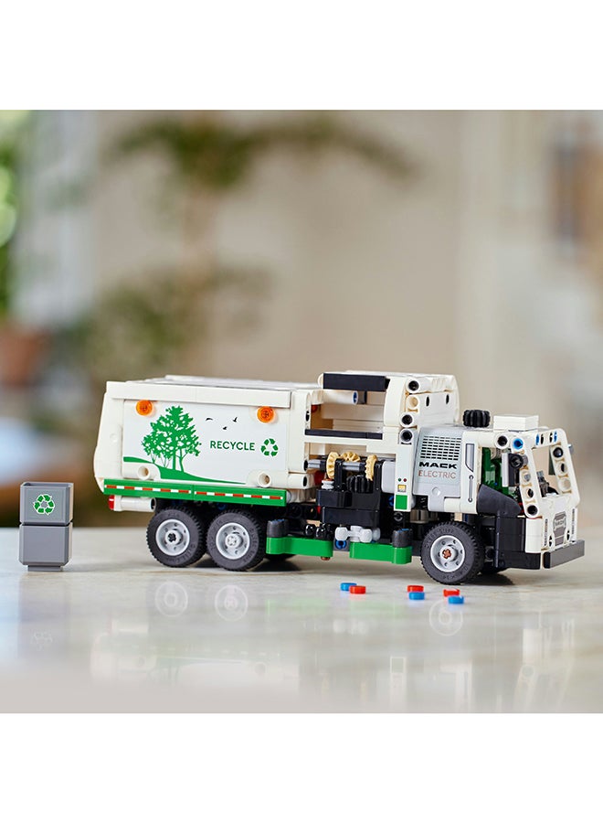 Technic Mack® LR Electric Garbage Truck 42167 (503) Pieces