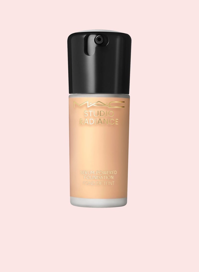 Studio Radiance Serum-Powered Foundation - NC15