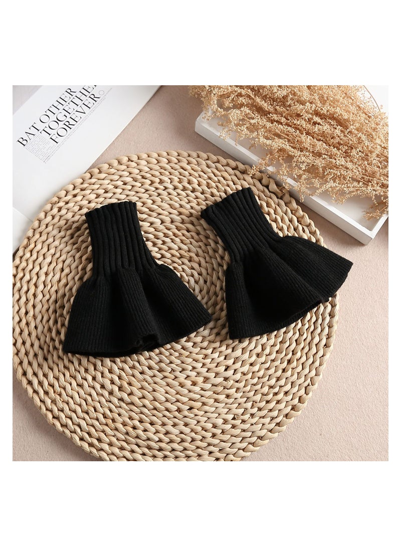 2 Pair Winter Knitted Wrist Cuffs Pleated Horn Cuffs Bracelet Detachable Fake Sleeves False Cuffs Costume Accessory