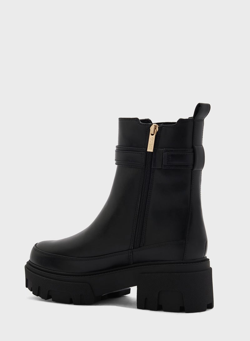 Yelma Ankle Boots